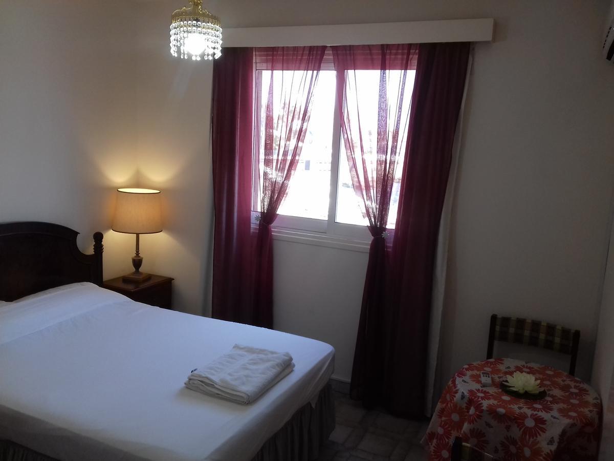 777 Beach Guesthouse Paphos Exterior photo